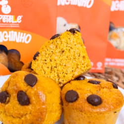Bolinho de Cenoura c/ Gotas de Chocolate Sem Açúcar - (4un)